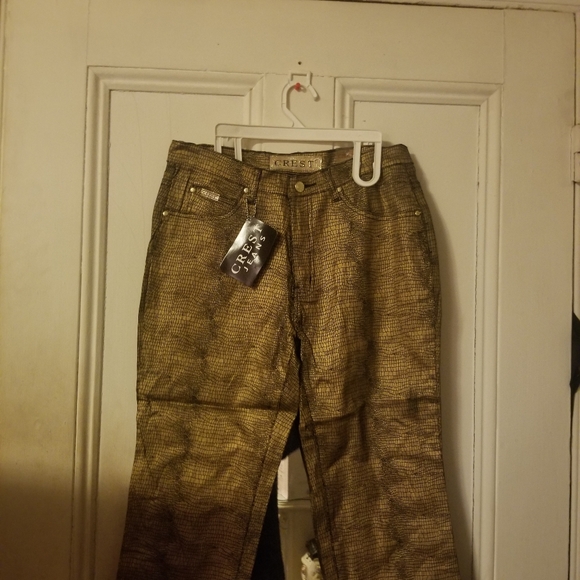 Shirts, Dresses  pocketbooks  and more - Picture 5 of 8